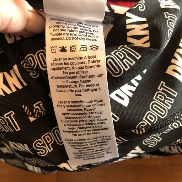 DKNY SPORT - NWT - L Sz XS High-Waist Logo Cycling Shorts. Slim Fit w/Pockets - Picture 13 of 16